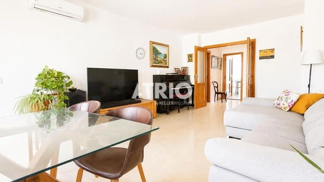 Piso de 3 habitaciones en Arxiduc, Palma de Mallorca en alquiler con garaje - 1.900 € (Ref: 10041772)