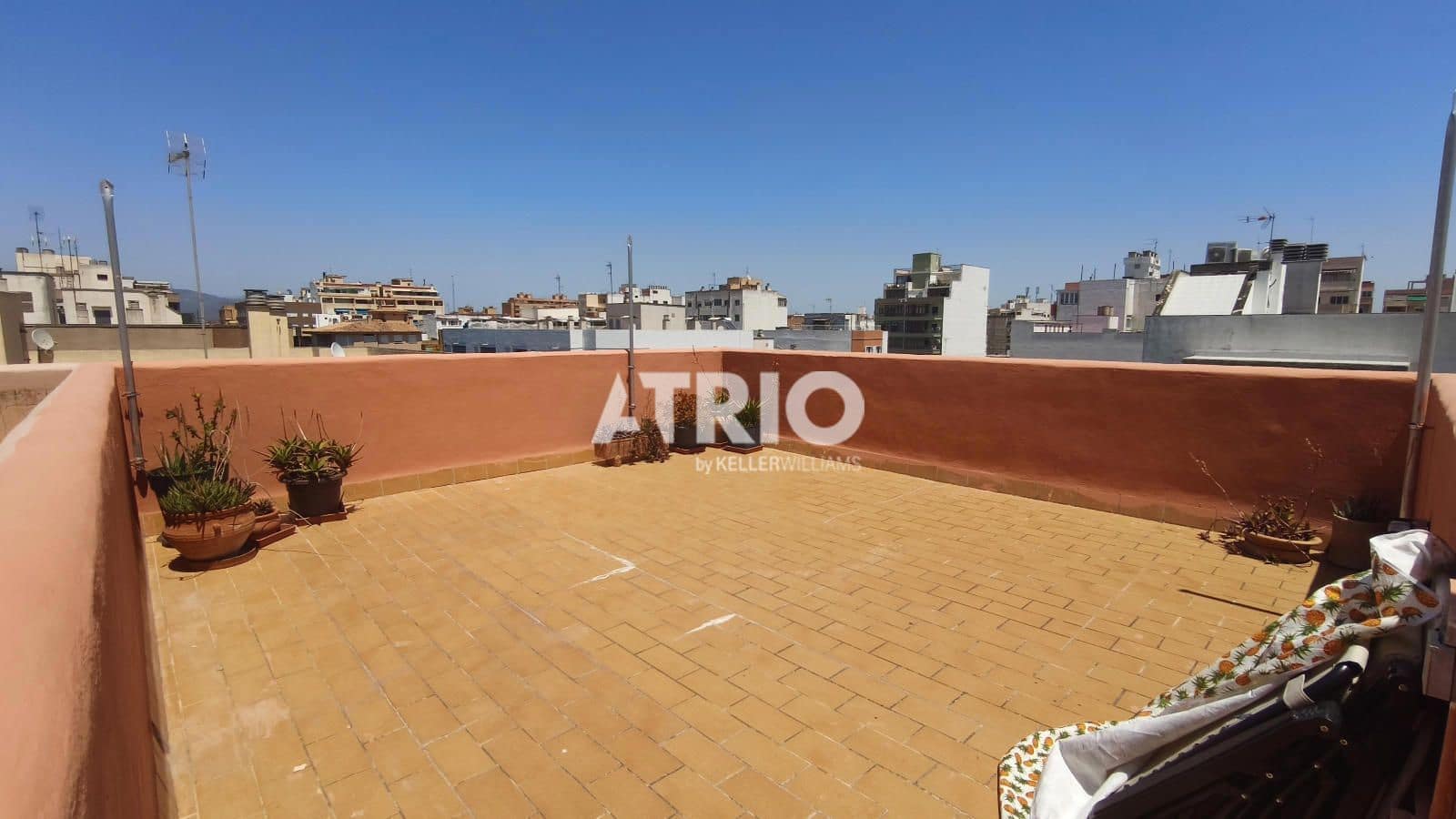 Piso de 3 habitaciones en Palma de Mallorca en alquiler con garaje - 1.900 € (Ref: 10041772)