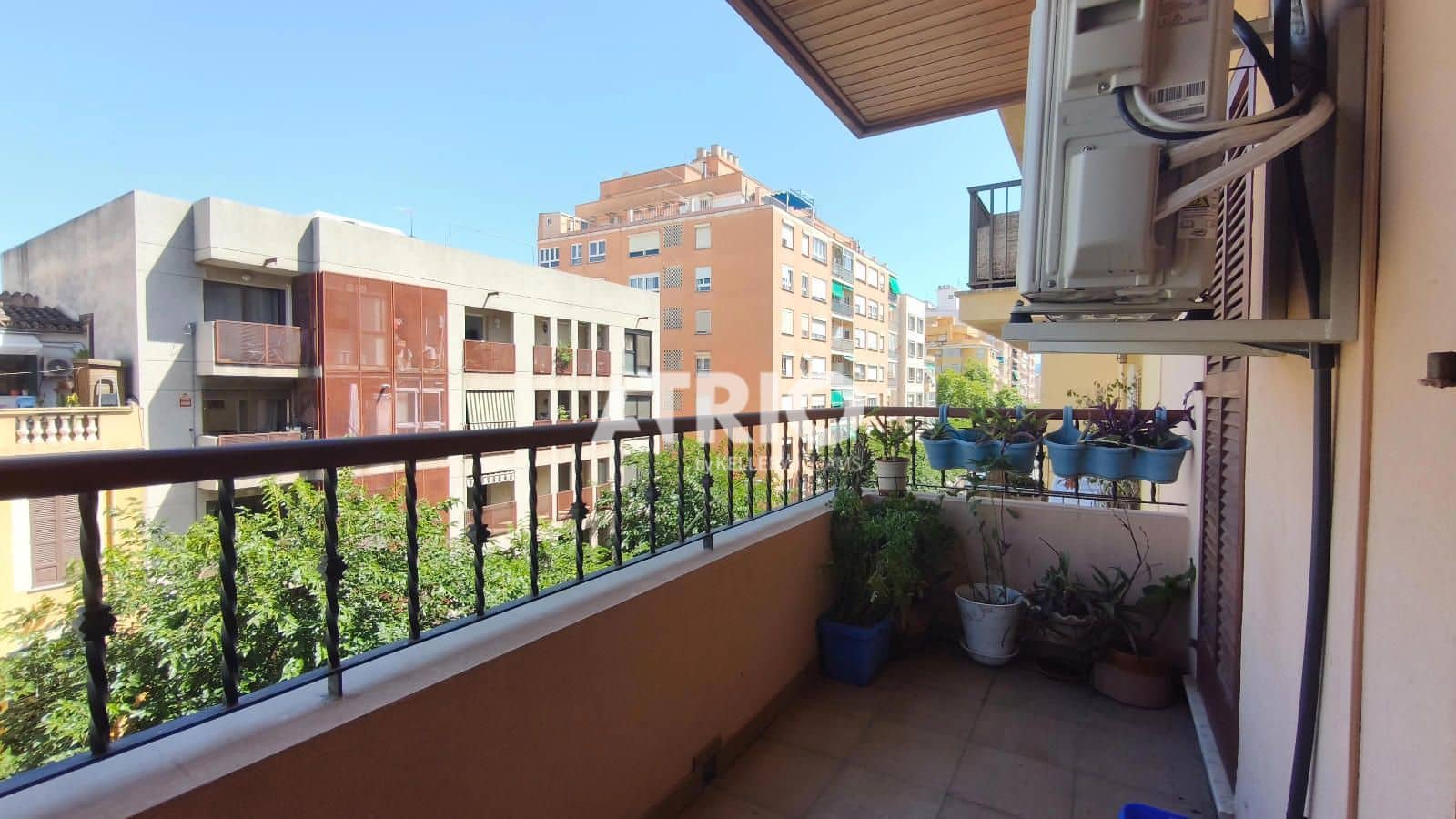 Piso de 3 habitaciones en Palma de Mallorca en alquiler con garaje - 1.900 € (Ref: 10041772)