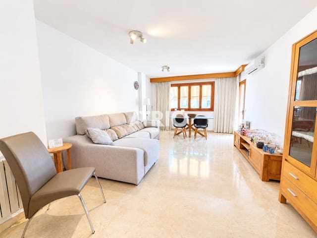 3 bedroom Flat for rent in Arxiduc, Palma de Mallorca with garage - € 2,100 (Ref: 10041772)
