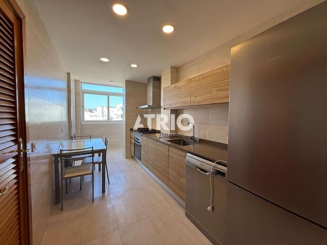 3 bedroom Flat for rent in Arxiduc, Palma de Mallorca with garage - € 2,100 (Ref: 10041772)