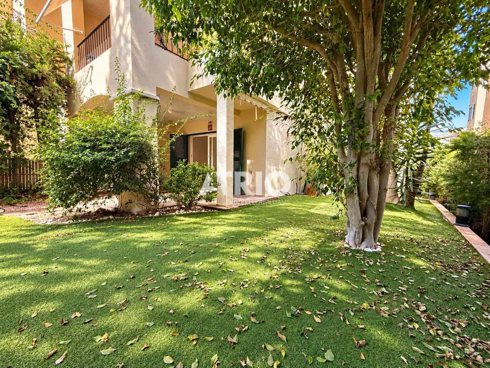 3 bedroom Flat for sale in Bendinat with pool garage - € 870,000 (Ref: 10048012)
