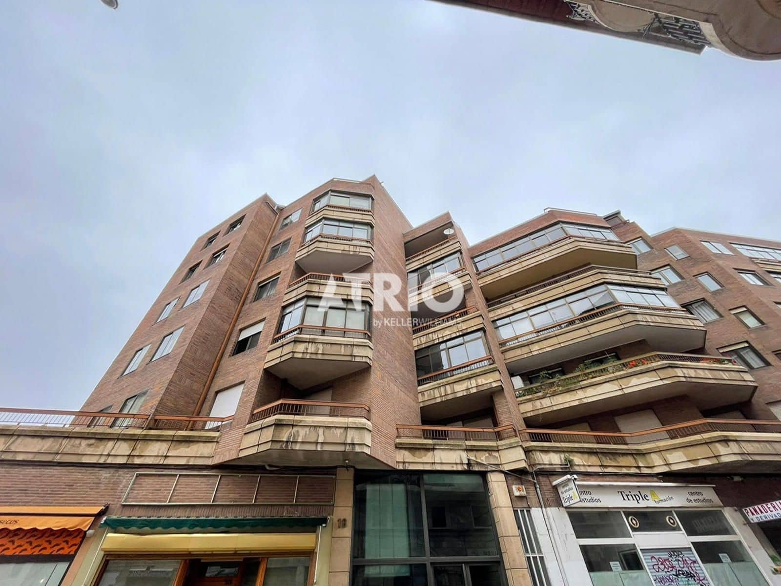 2 bedroom Flat for sale in Burgos city - € 129,000 (Ref: 10074670)