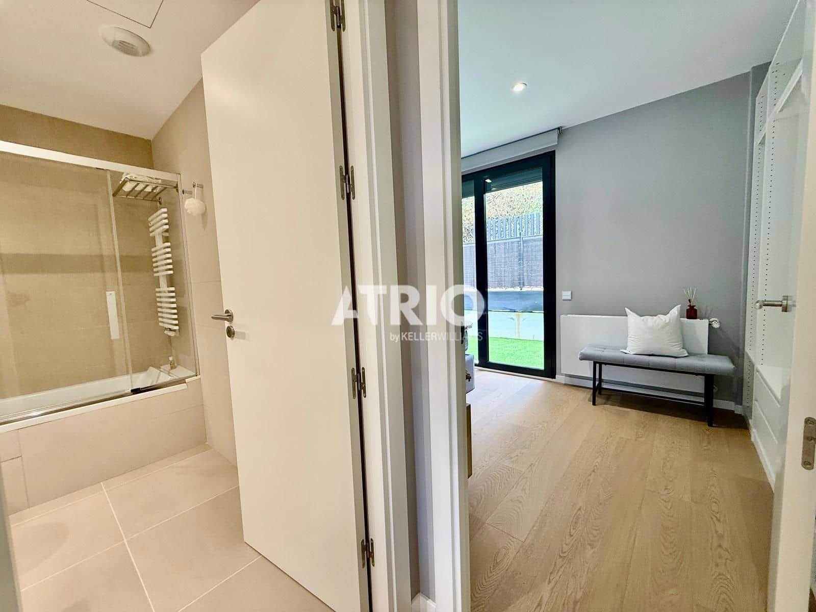 2 soveværelse Lejlighed til salg i Palma de Mallorca med swimmingpool garage - € 970.000 (Ref: 10088521)