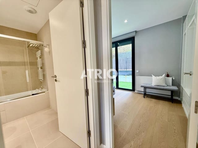2 soveværelse Lejlighed til salg i Palma de Mallorca med swimmingpool garage - € 970.000 (Ref: 10088521)