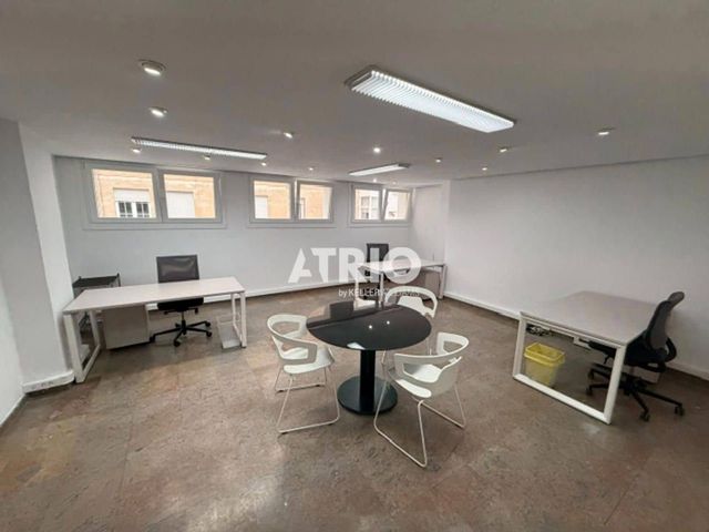 Kontor til salgs i Burgos by - € 59 000 (Ref: 10114650)