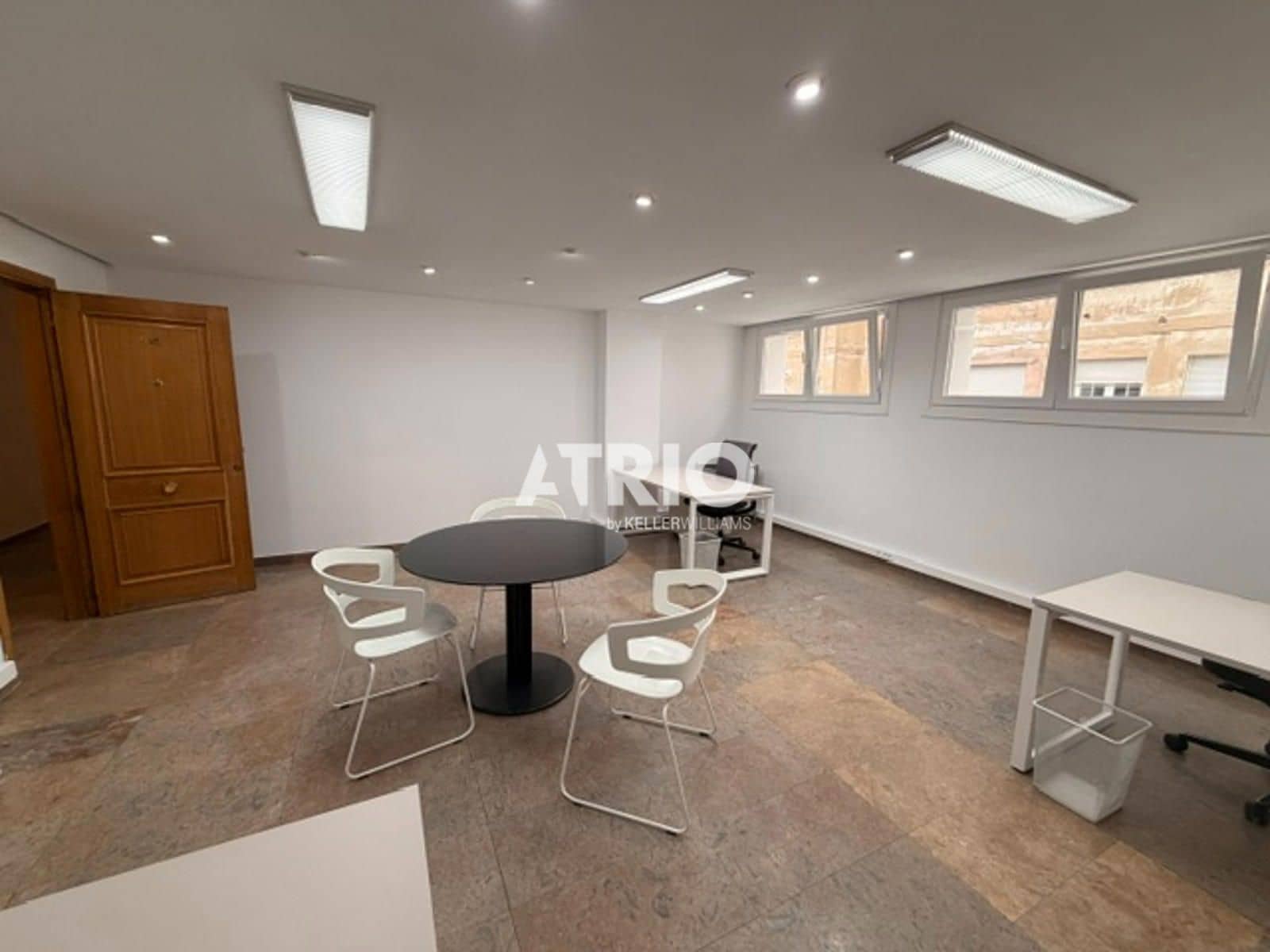 Office for sale in Burgos city - € 59,000 (Ref: 10114650)
