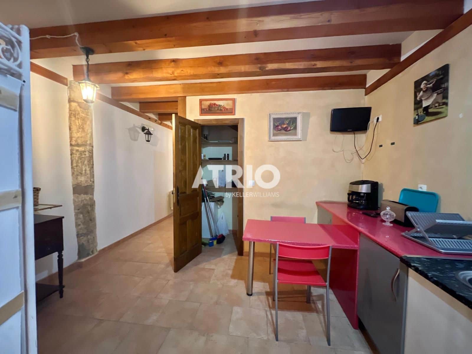 5 bedroom Townhouse for sale in Castrojeriz with garage - € 230,000 (Ref: 10167942)