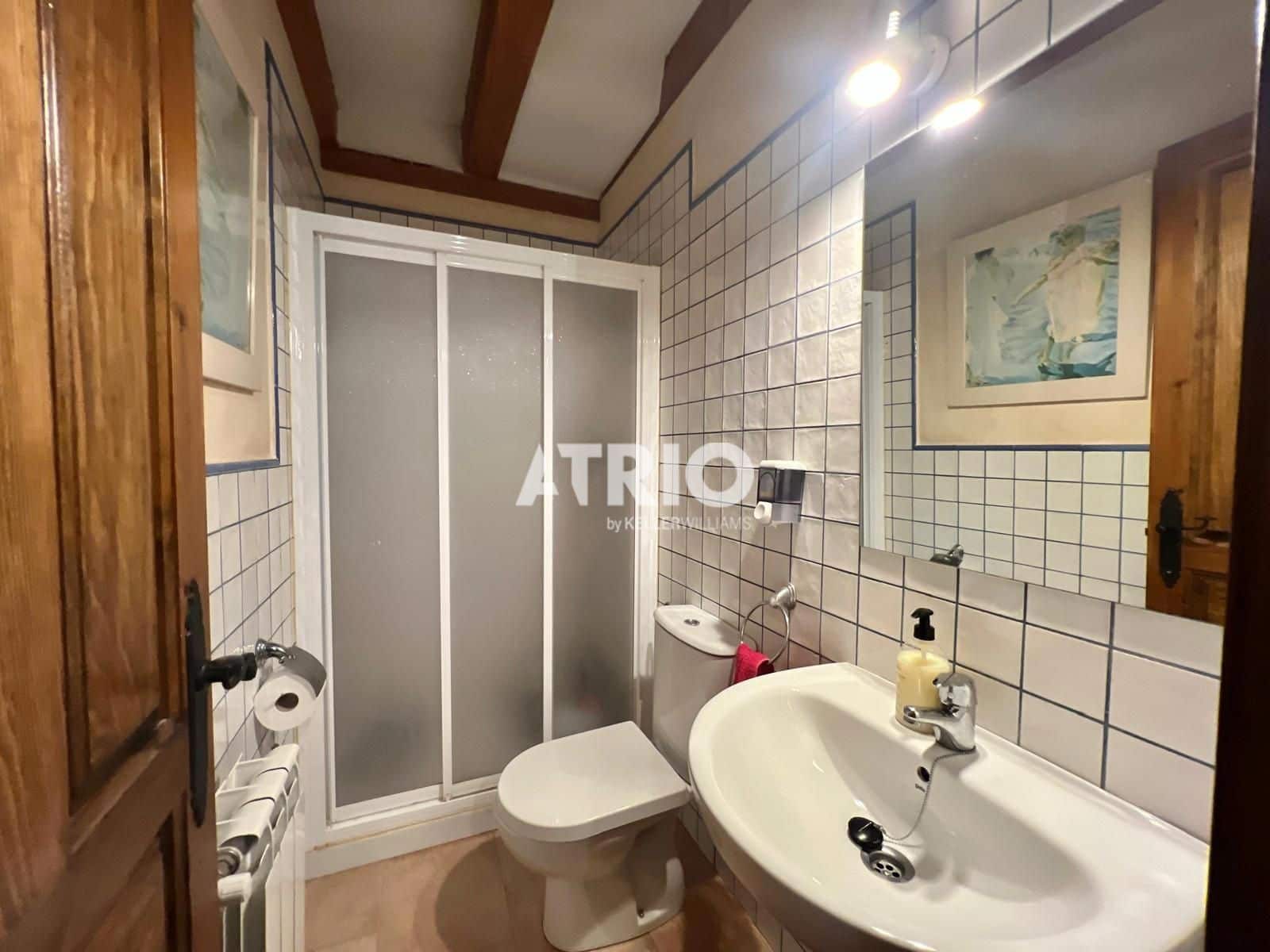 5 bedroom Townhouse for sale in Castrojeriz with garage - € 230,000 (Ref: 10167942)