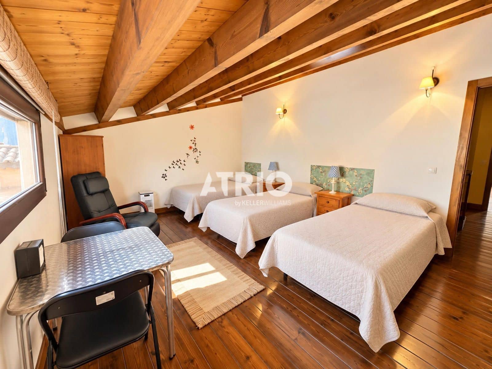 5 bedroom Townhouse for sale in Castrojeriz with garage - € 230,000 (Ref: 10167942)