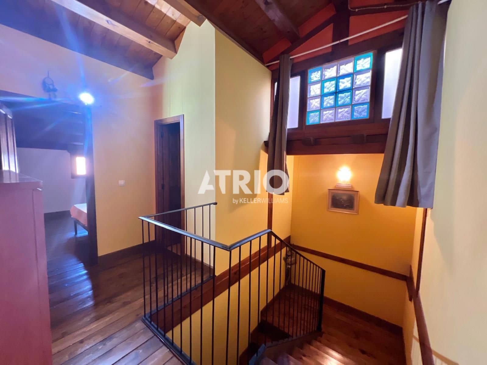 5 bedroom Townhouse for sale in Castrojeriz with garage - € 230,000 (Ref: 10167942)