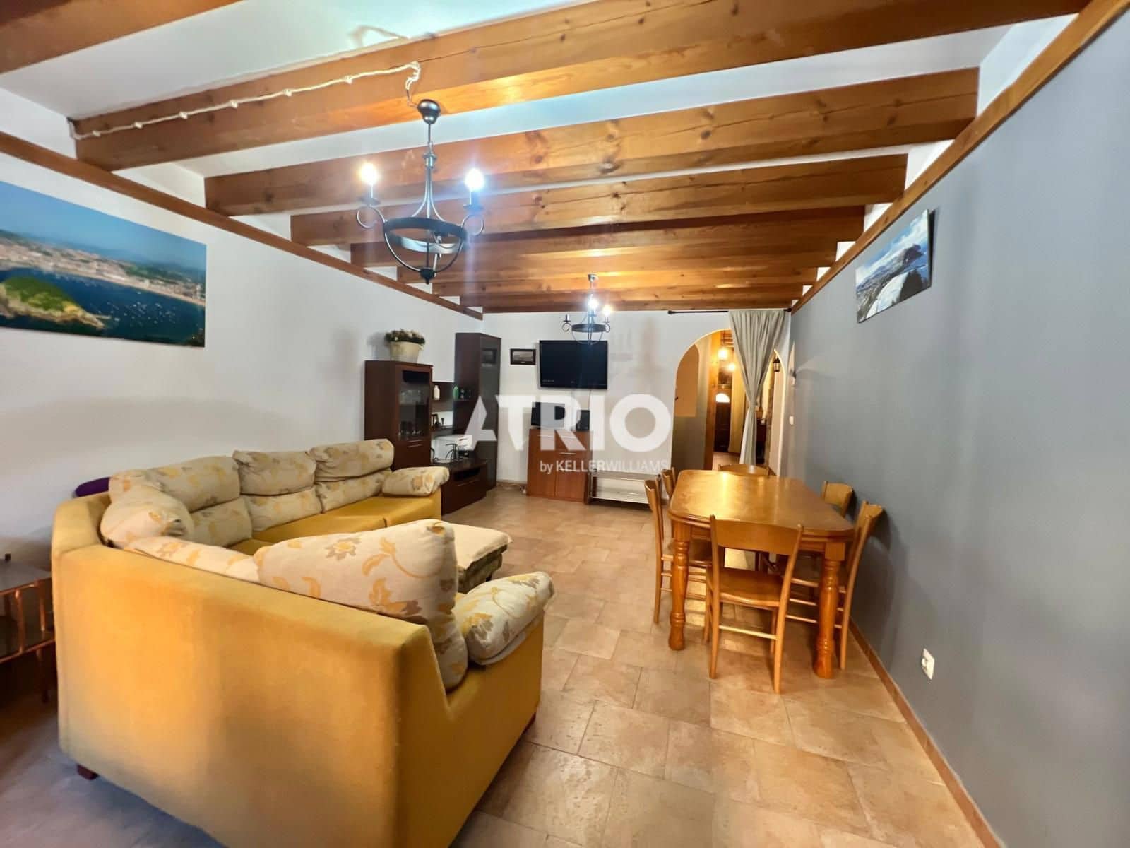 5 bedroom Townhouse for sale in Castrojeriz with garage - € 230,000 (Ref: 10167942)