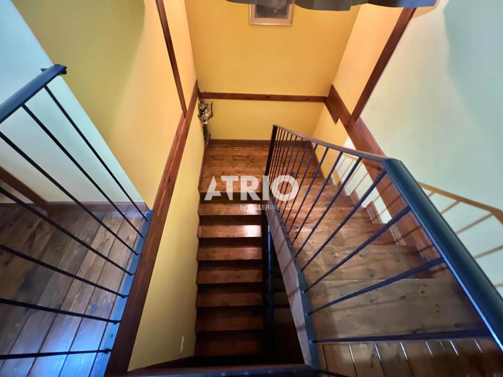 5 bedroom Townhouse for sale in Castrojeriz with garage - € 230,000 (Ref: 10167942)