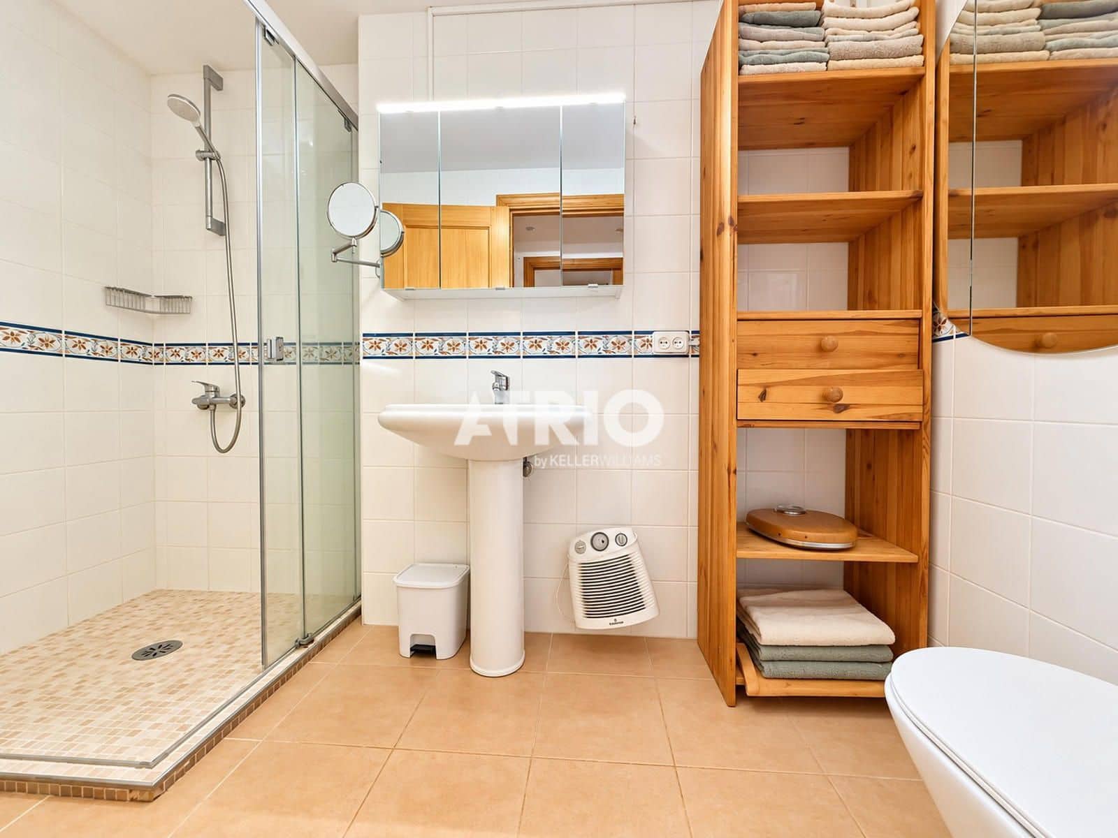 2 soveværelse Lejlighed til salg i Ses Salines med swimmingpool garage - € 490.000 (Ref: 10179553)
