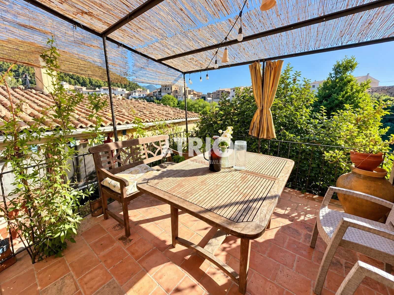 3 slaapkamer Villa te koop in Alaro met zwembad - € 475.000 (Ref: 10182157)