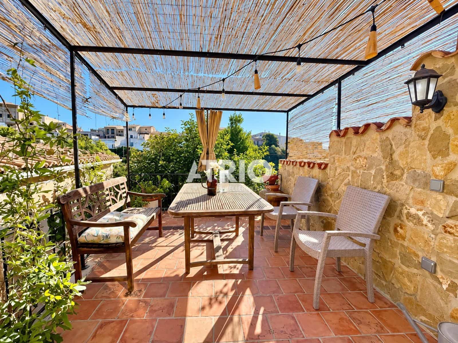 3 slaapkamer Villa te koop in Alaro met zwembad - € 475.000 (Ref: 10182157)