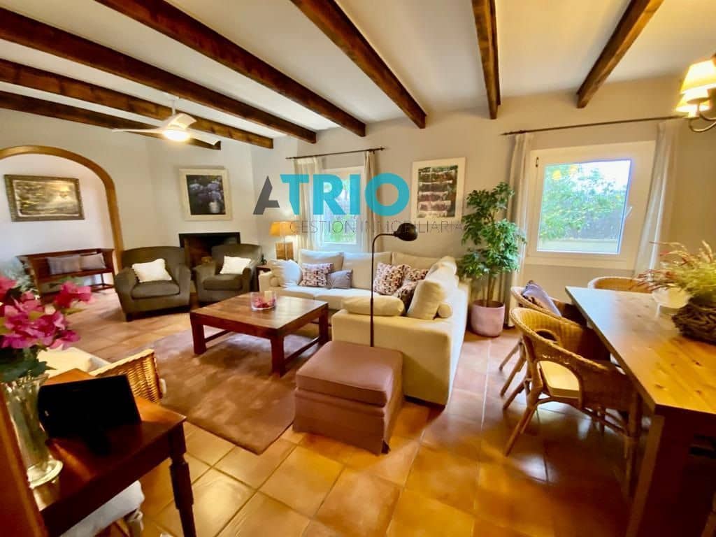 3 soverom Villa til salgs i Ses Salines med svømmebasseng garasje - € 1 000 000 (Ref: 7664729)