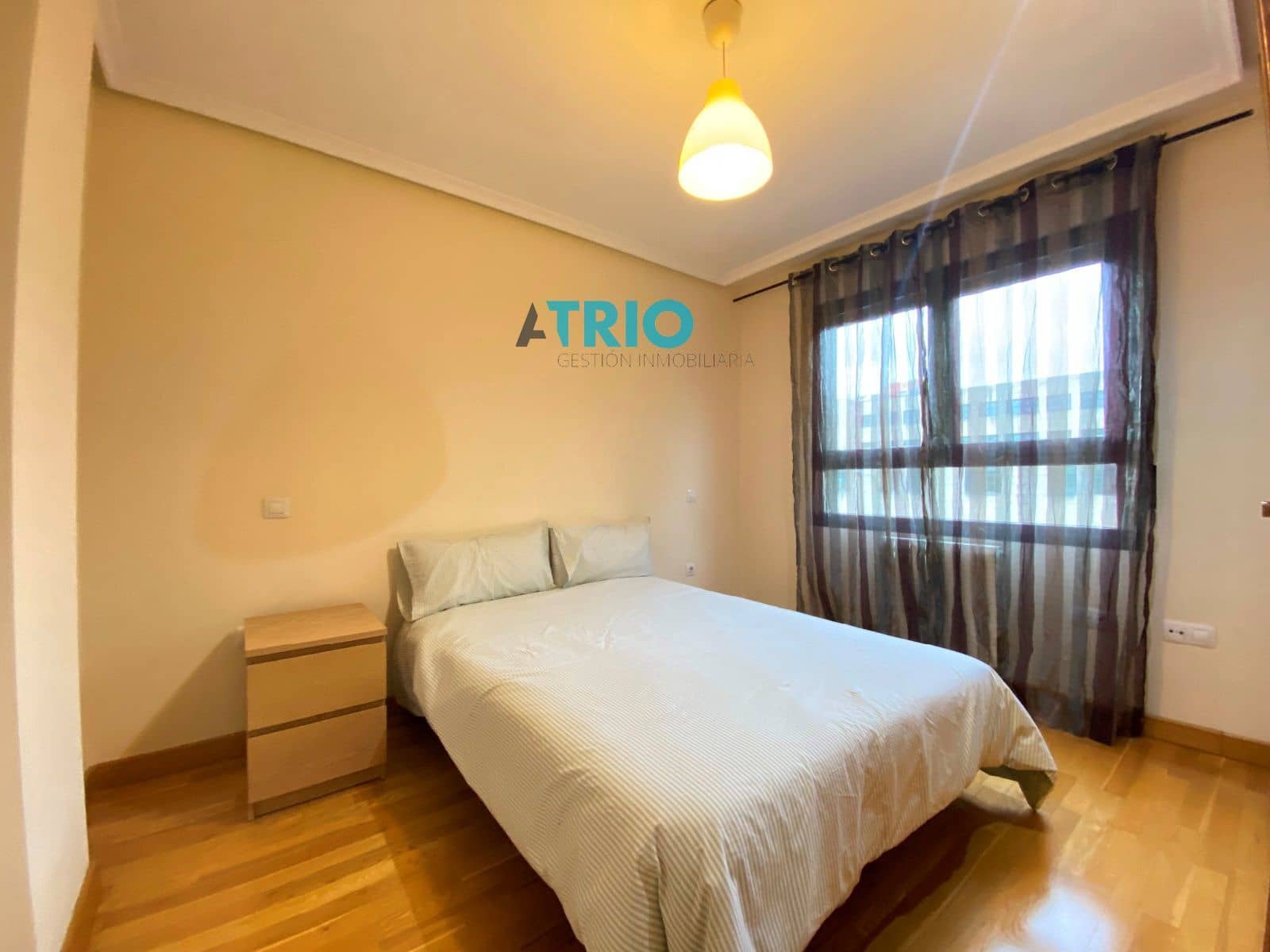 1 bedroom Flat for rent in Burgos city with garage - € 660 (Ref: 7866388)