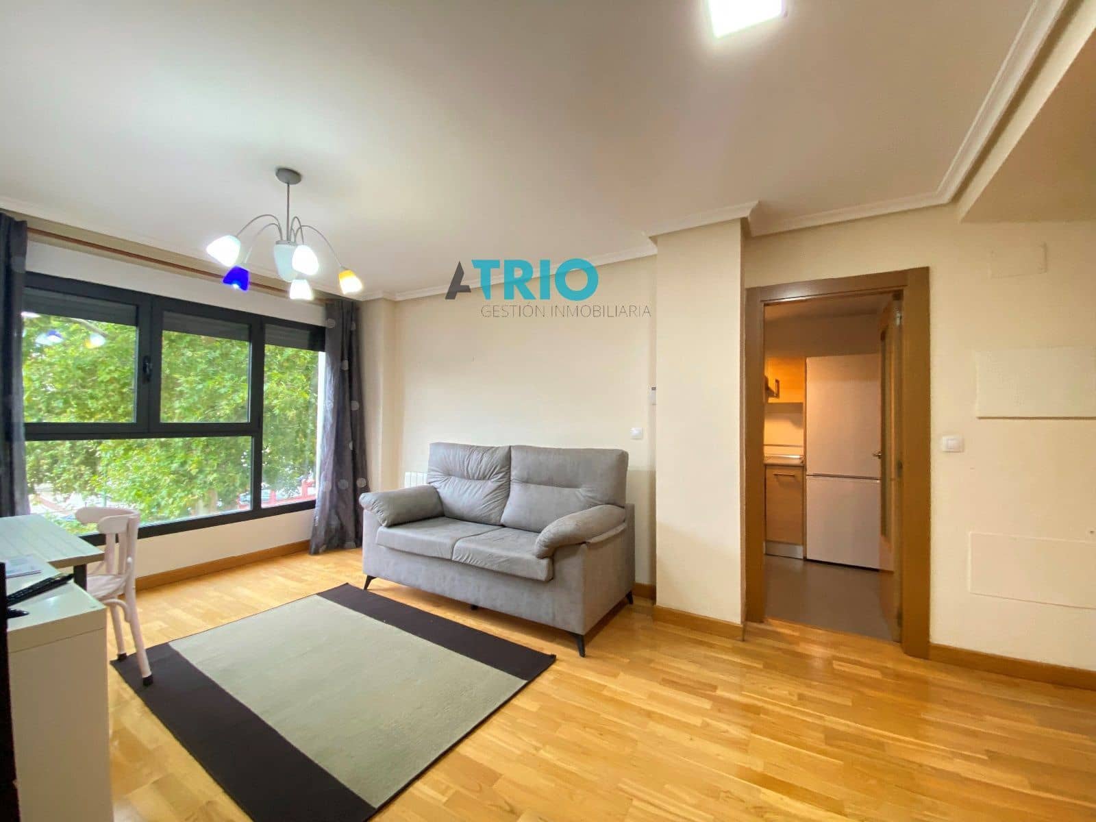 1 bedroom Flat for rent in Burgos city with garage - € 660 (Ref: 7866388)