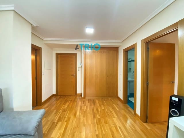 1 bedroom Flat for rent in Burgos city with garage - € 660 (Ref: 7866388)