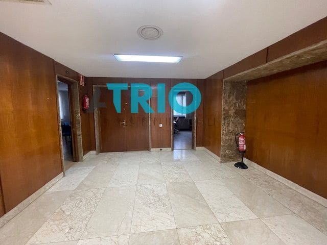 Büro zu vermieten in Burgos Stadt - 1.000 € (Ref: 7996889)