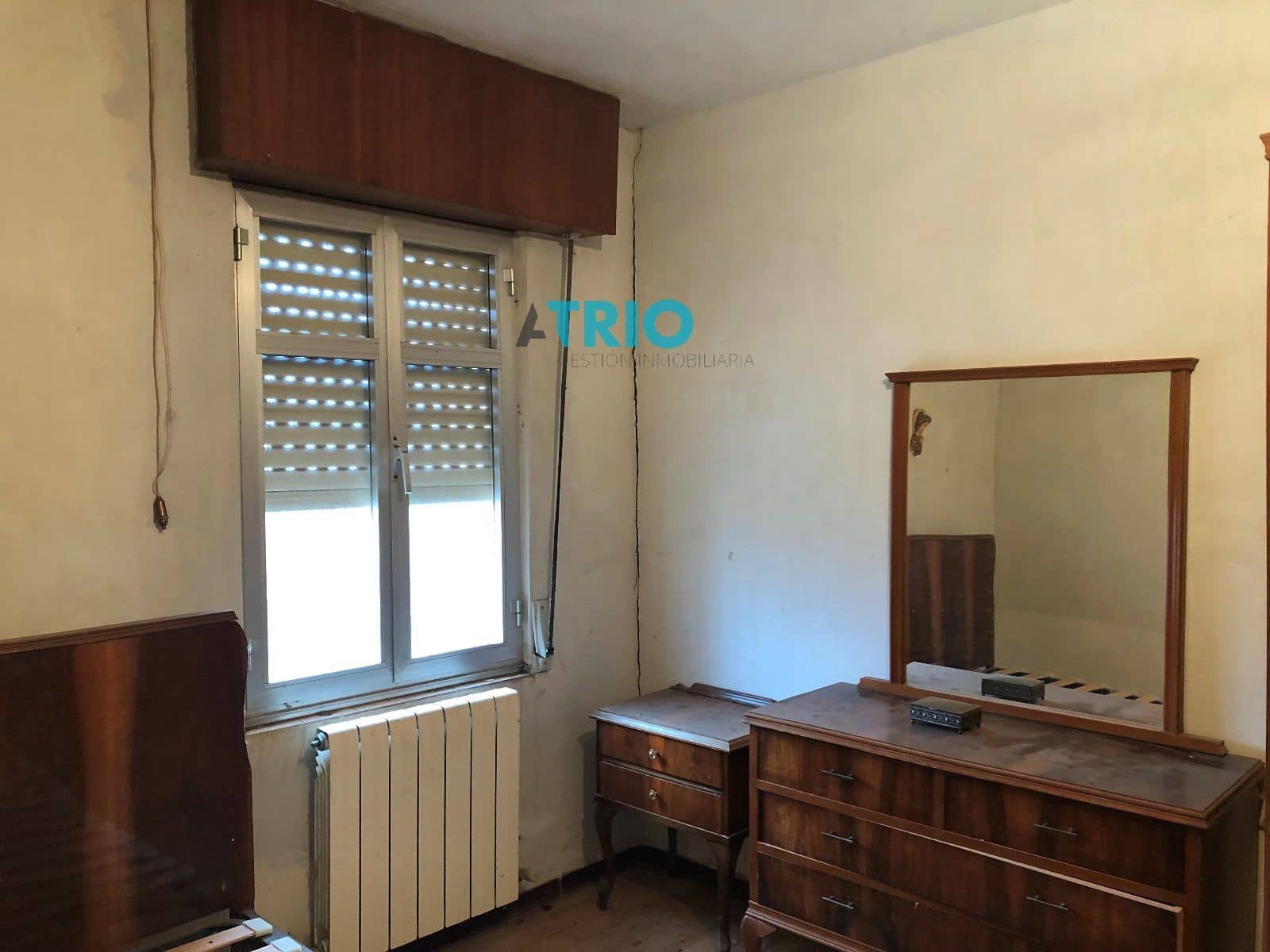 4 soveværelse Villa til salg i Villadiego med garage - € 50.000 (Ref: 8026941)