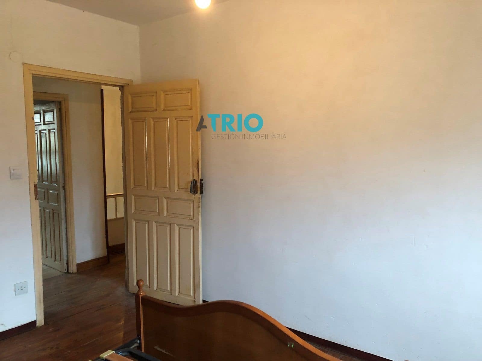 4 soveværelse Villa til salg i Villadiego med garage - € 50.000 (Ref: 8026941)