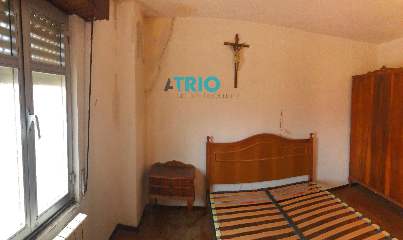 4 soveværelse Villa til salg i Villadiego med garage - € 50.000 (Ref: 8026941)