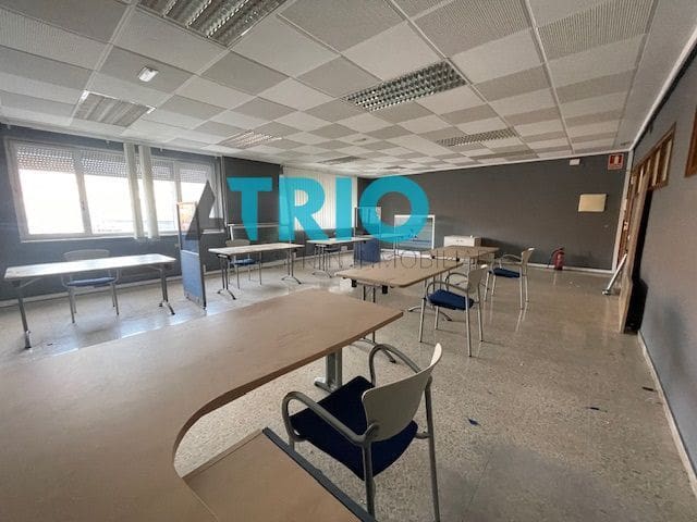 Office for rent in Burgos city - € 600 (Ref: 8060983)