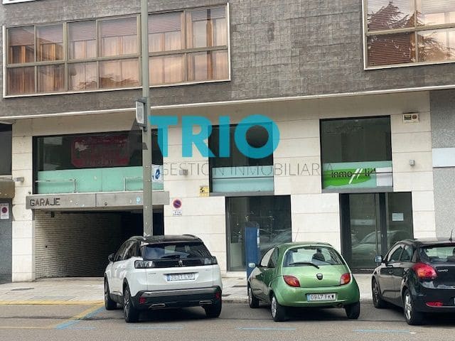 Erhverv til leje i Burgos by - € 1.990 (Ref: 8133619)