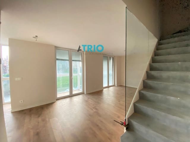 Appartement de 2 chambres à louer à Burgos ville avec garage - 850 € (Ref: 8201702)