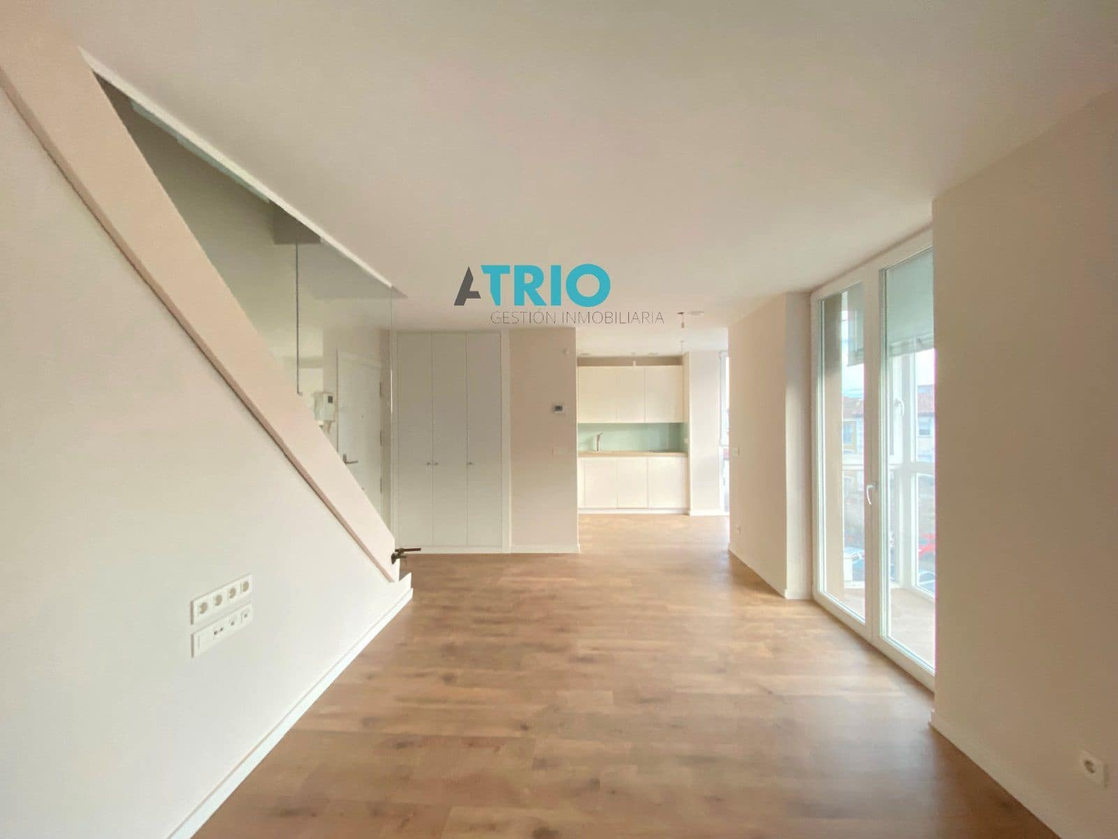 2 bedroom Flat for rent in Burgos city with garage - € 850 (Ref: 8201702)