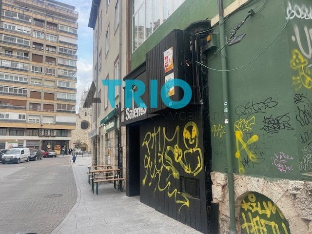 Erhverv til leje i Burgos by - € 900 (Ref: 8206618)
