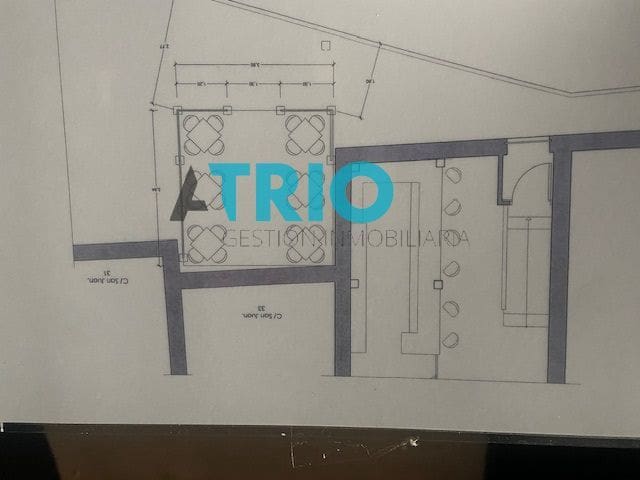 Erhverv til leje i Burgos by - € 900 (Ref: 8206618)