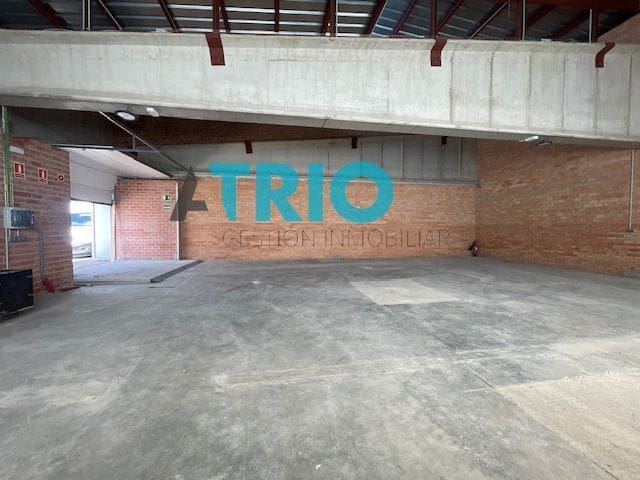 Commercial for rent in Burgos city with garage - € 700 (Ref: 8222485)