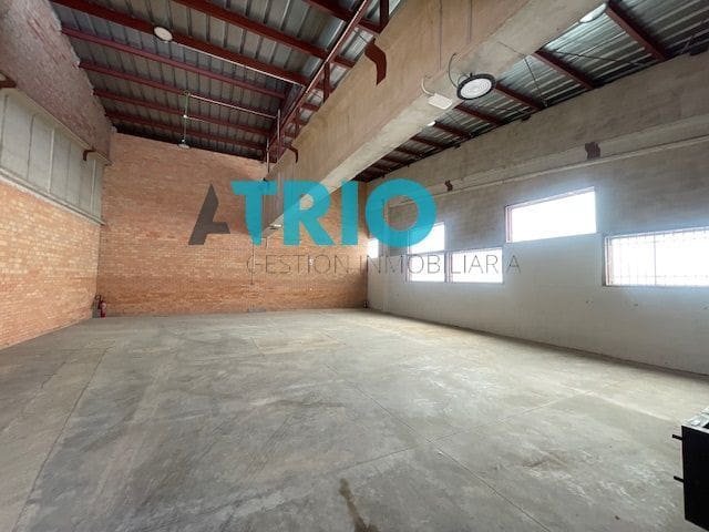 Commercial for rent in Burgos city with garage - € 700 (Ref: 8222485)