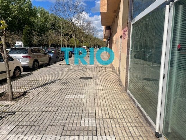 Erhverv til salg i Burgos by - € 99.000 (Ref: 8253714)