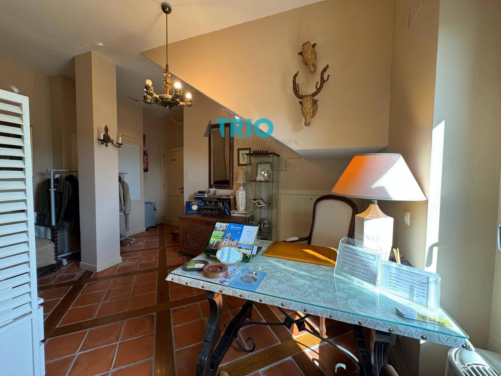 8 bedroom Villa for sale in Villanueva de Argano with pool garage - € 650,000 (Ref: 8349713)