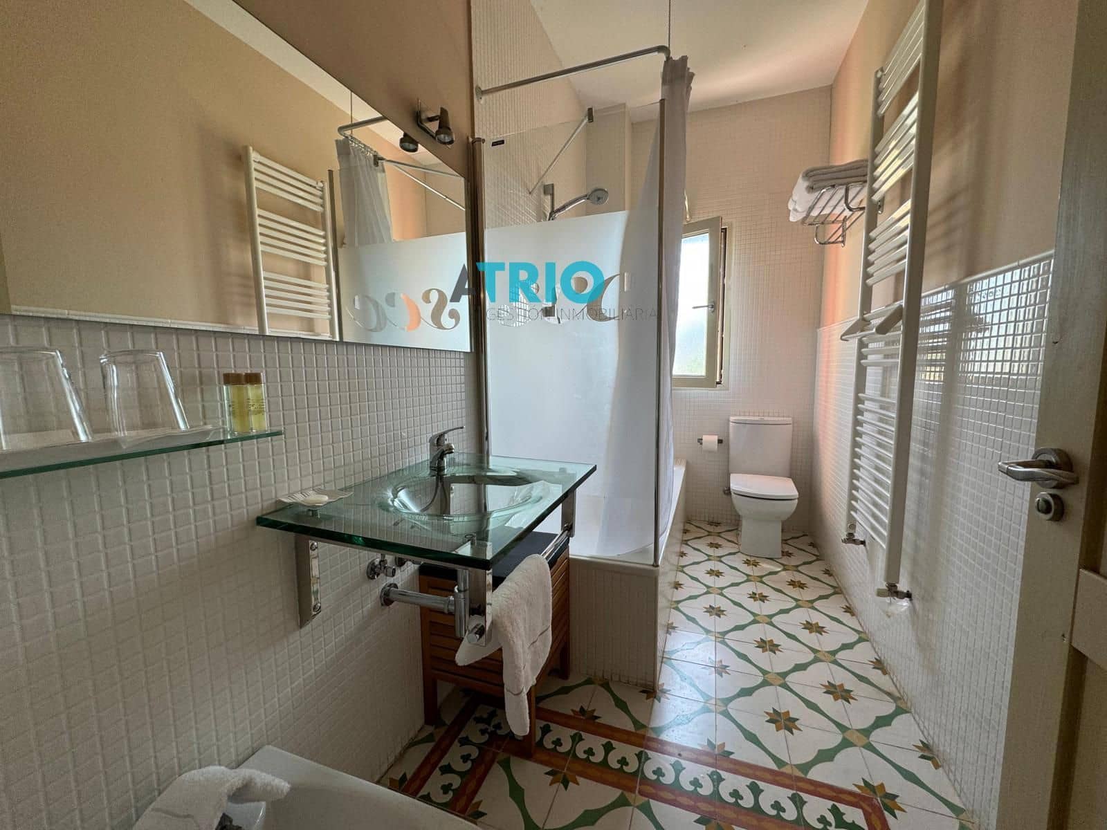 8 bedroom Villa for sale in Villanueva de Argano with pool garage - € 650,000 (Ref: 8349713)