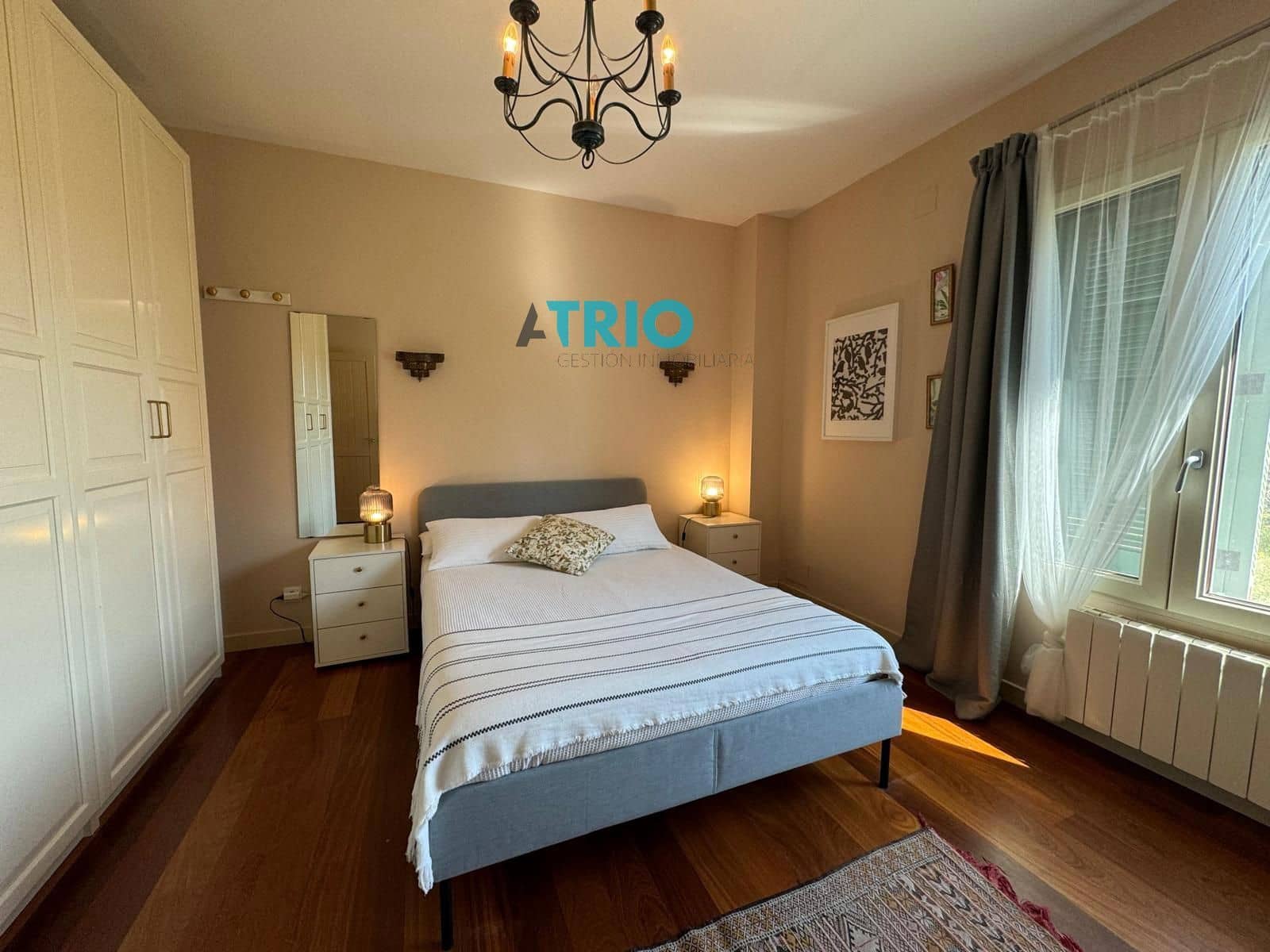 8 bedroom Villa for sale in Villanueva de Argano with pool garage - € 650,000 (Ref: 8349713)