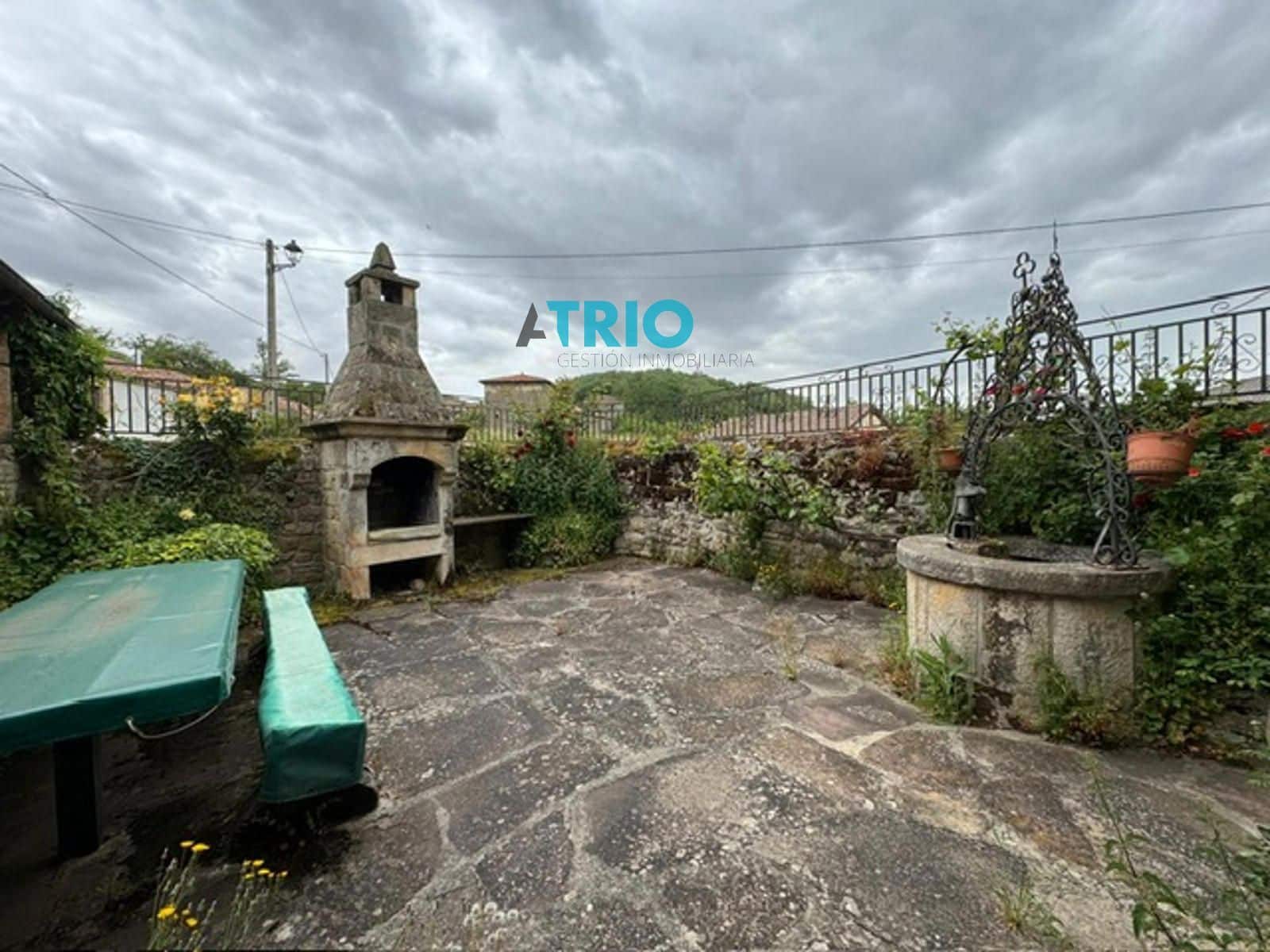 5 soveværelse Villa til salg i Aguilar de Campoo med garage - € 390.000 (Ref: 8371653)