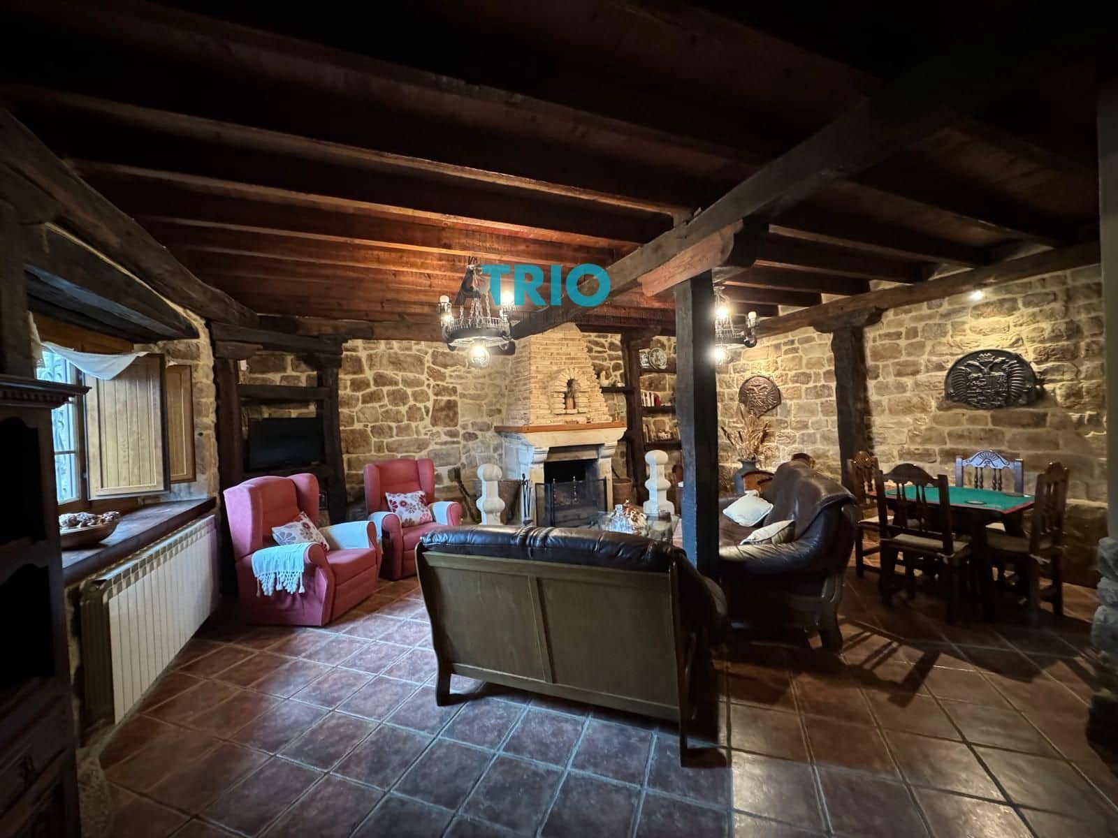 5 soveværelse Villa til salg i Aguilar de Campoo med garage - € 390.000 (Ref: 8371653)