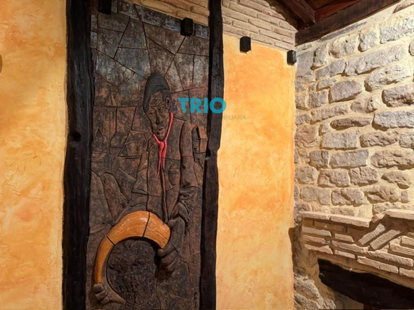 5 soveværelse Villa til salg i Aguilar de Campoo med garage - € 390.000 (Ref: 8371653)