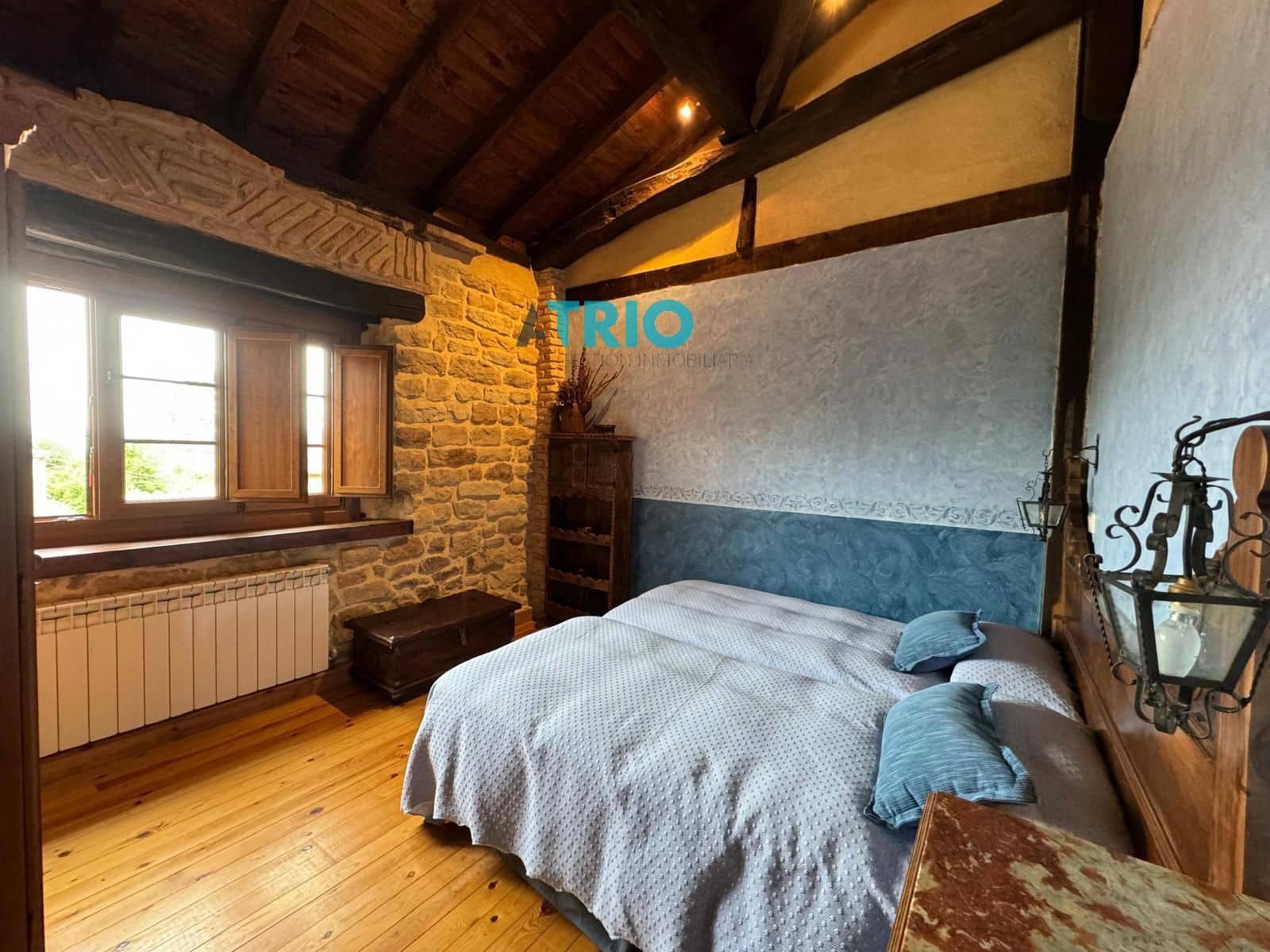 5 soveværelse Villa til salg i Aguilar de Campoo med garage - € 390.000 (Ref: 8371653)