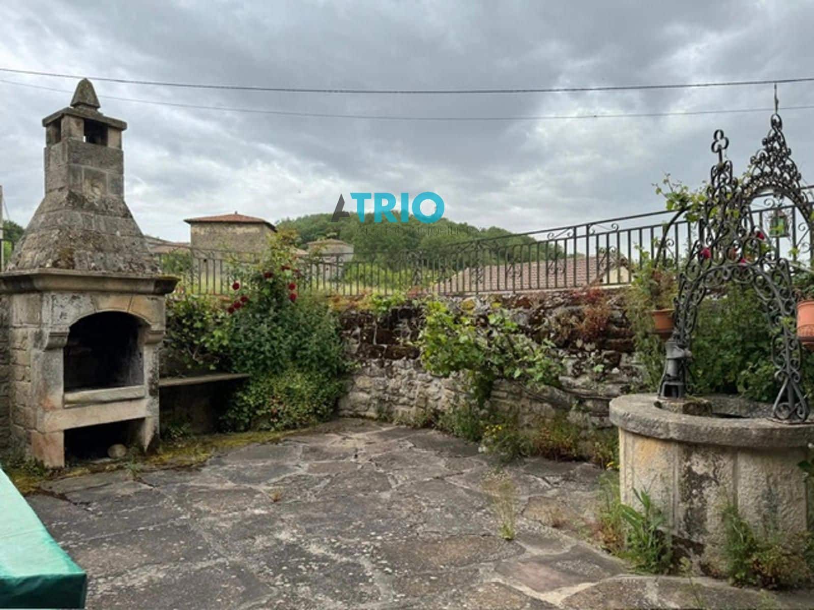 5 soveværelse Villa til salg i Aguilar de Campoo med garage - € 390.000 (Ref: 8371653)