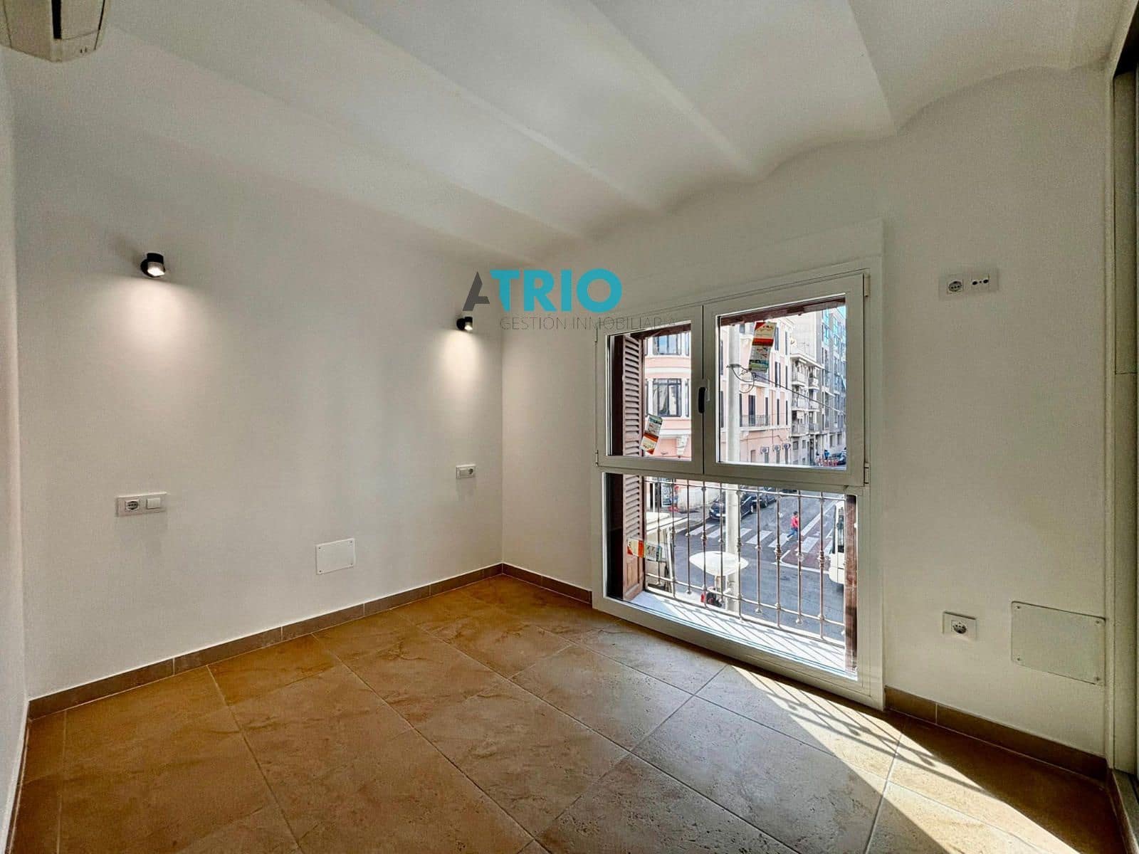 2 soverom Leilighet til leie i Palma de Mallorca - € 1 400 (Ref: 8528492)