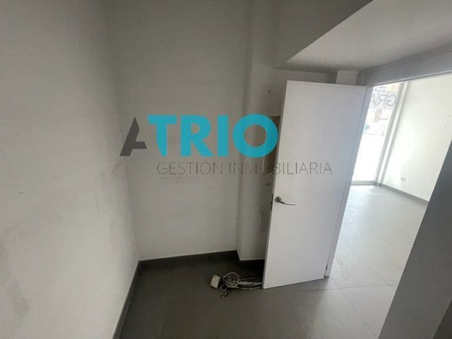 Komercyjne do wynajęcia w Miasto Burgos - 395 € (Ref: 8537891)