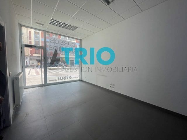 Komercyjne do wynajęcia w Miasto Burgos - 395 € (Ref: 8537891)