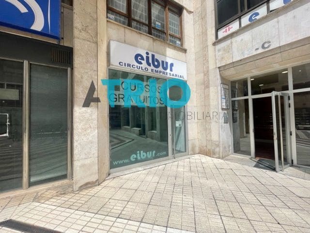 Komercyjne do wynajęcia w Miasto Burgos - 395 € (Ref: 8537891)