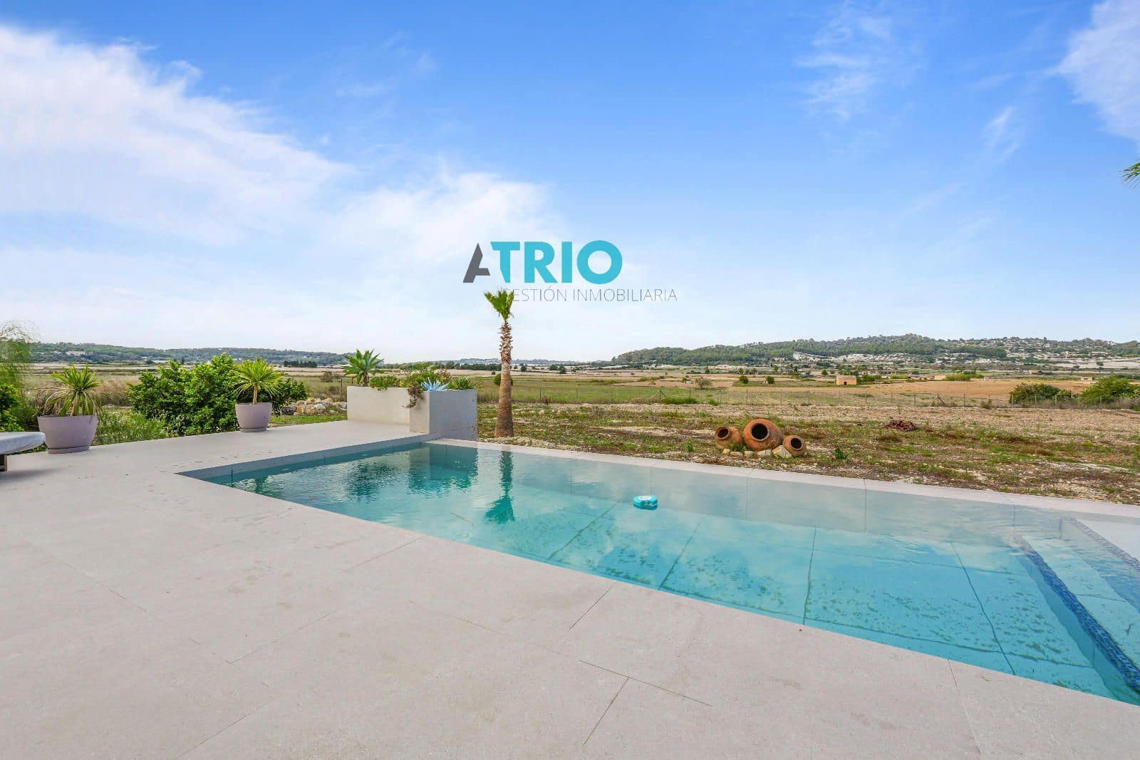 2 soveværelse Villa til salg i Sant Joan med swimmingpool garage - € 1.150.000 (Ref: 8577177)